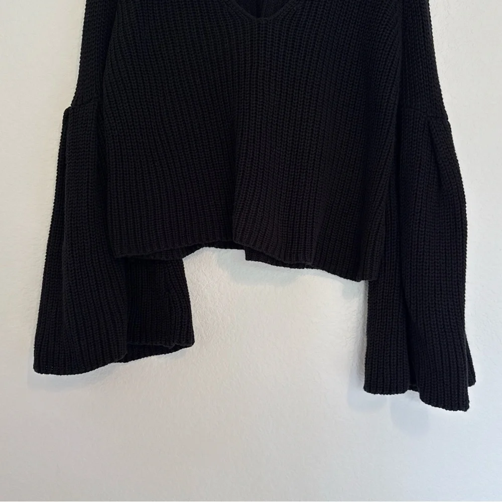 Free People Black Damsel Bell Sleeve Knit Sweater Size Medium